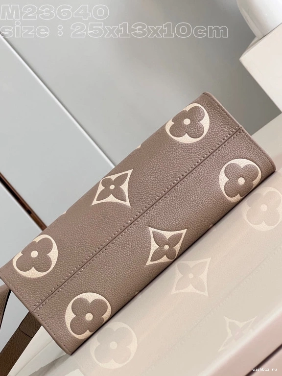 WIS VUITTON LOUIS West ONTHEGO East 0728